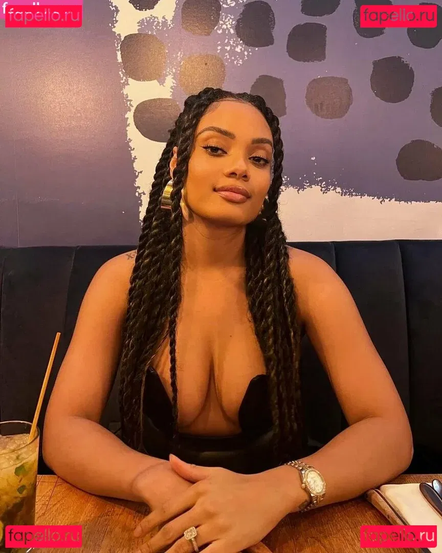 Essence Tatiana Onlyfans Photo Gallery 