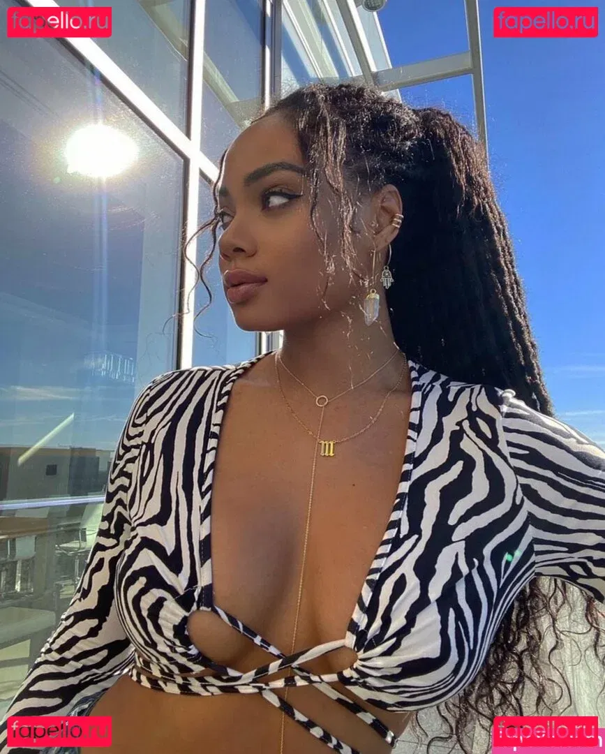 Essence Tatiana Onlyfans Photo Gallery 