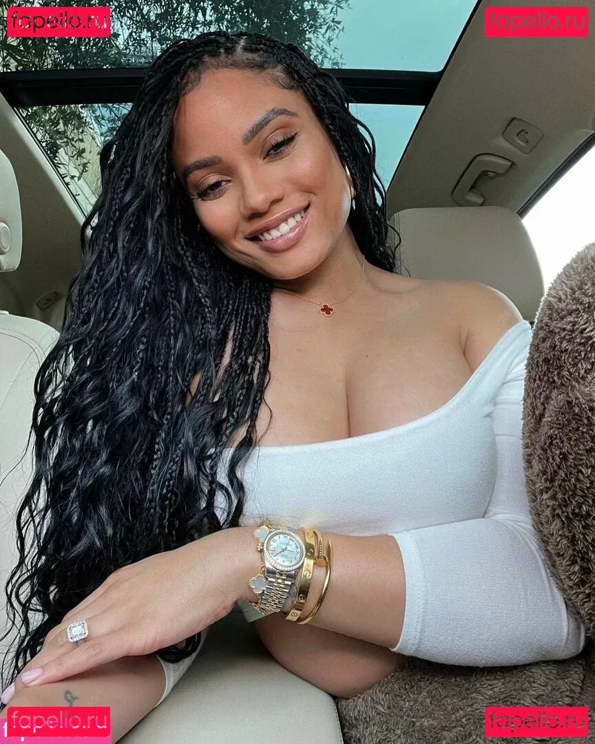 Essence Tatiana Onlyfans Photo Gallery 