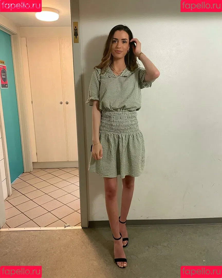 NoraExplorer Onlyfans Photo Gallery 