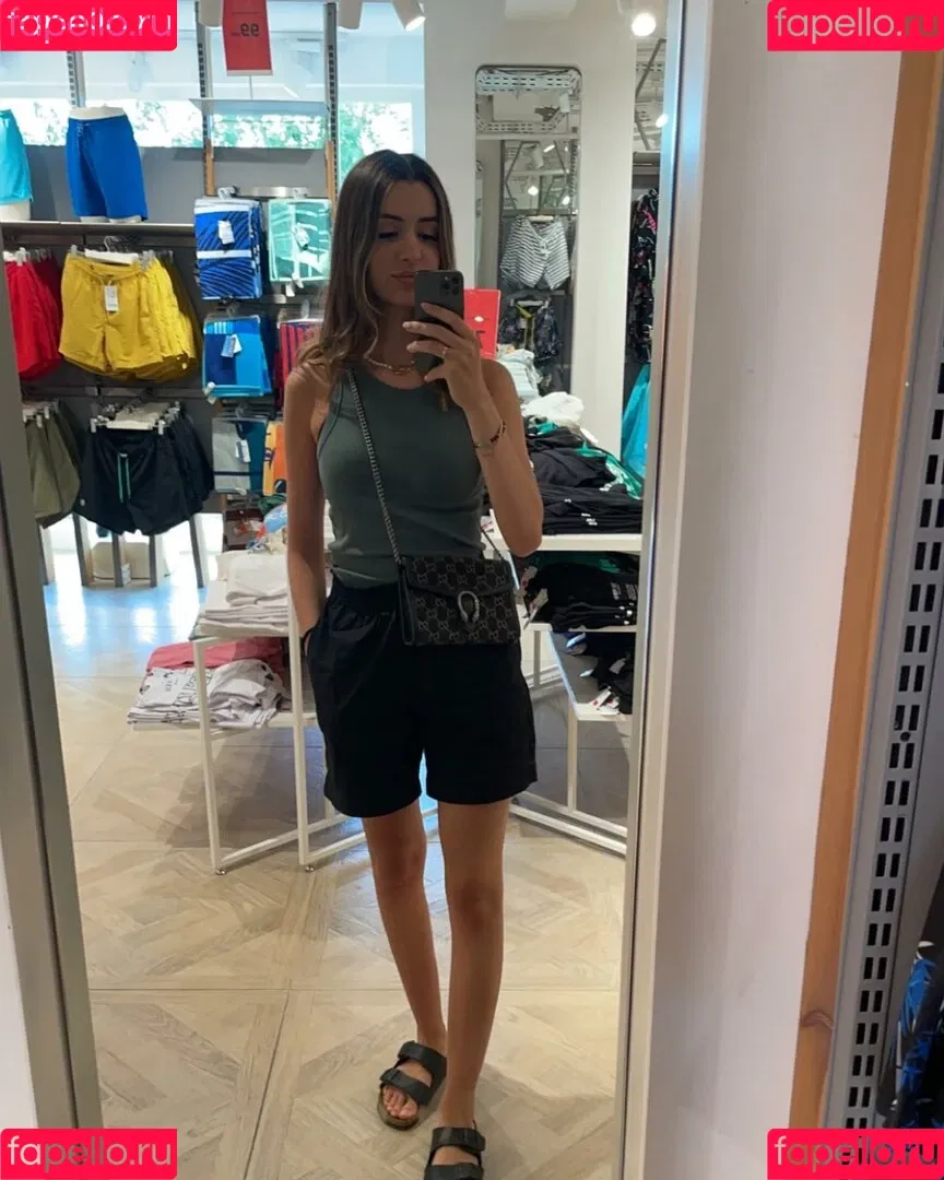 NoraExplorer Onlyfans Photo Gallery 