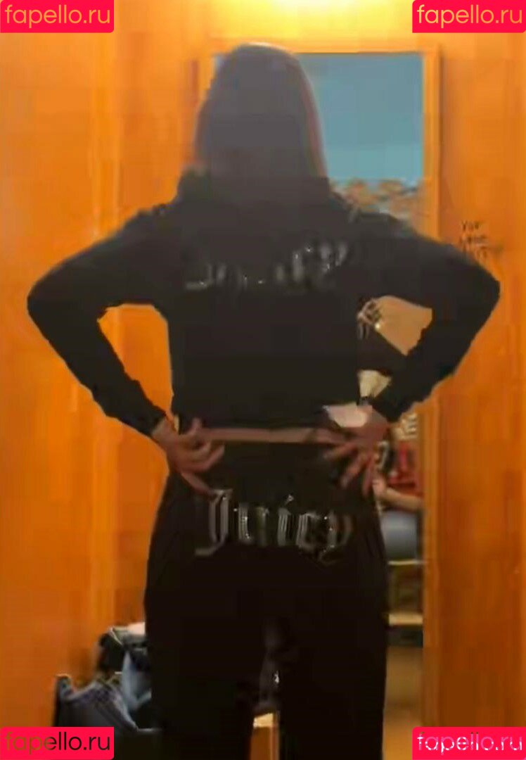 NoraExplorer Onlyfans Photo Gallery 