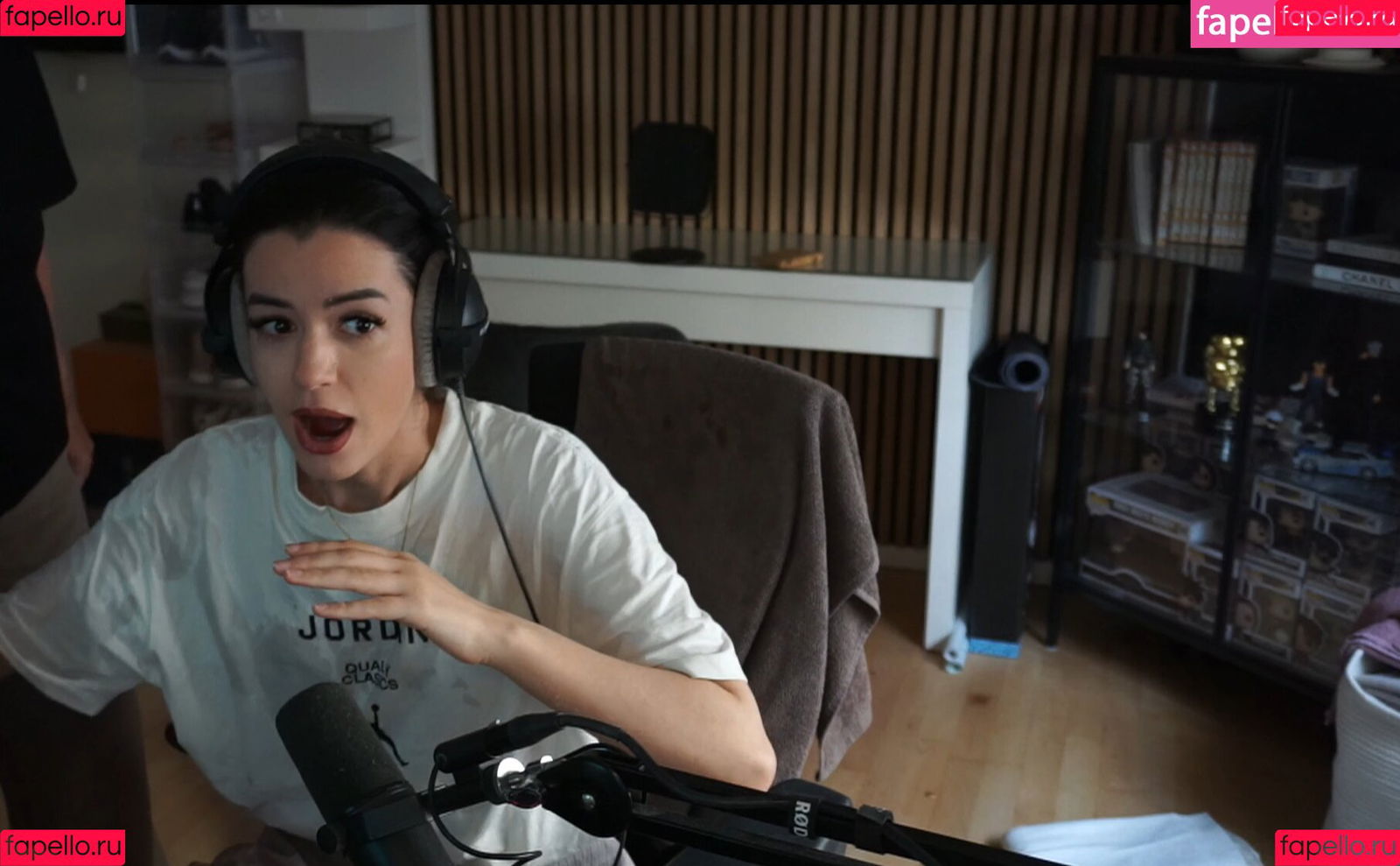 NoraExplorer Onlyfans Photo Gallery 