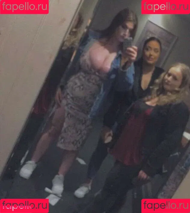 Sophie C Onlyfans Photo Gallery 