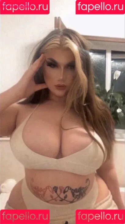Sophie C Onlyfans Photo Gallery 