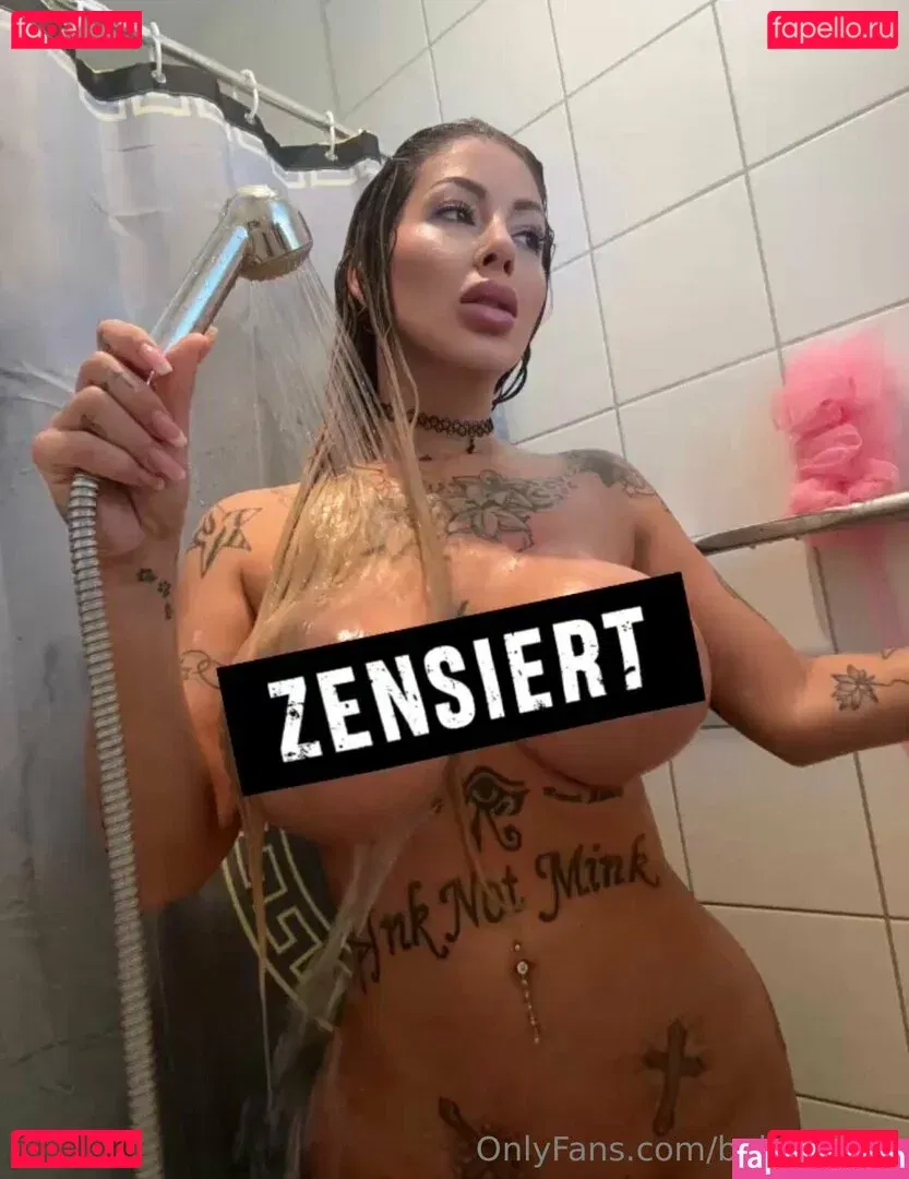 Bellydah Onlyfans Photo Gallery 