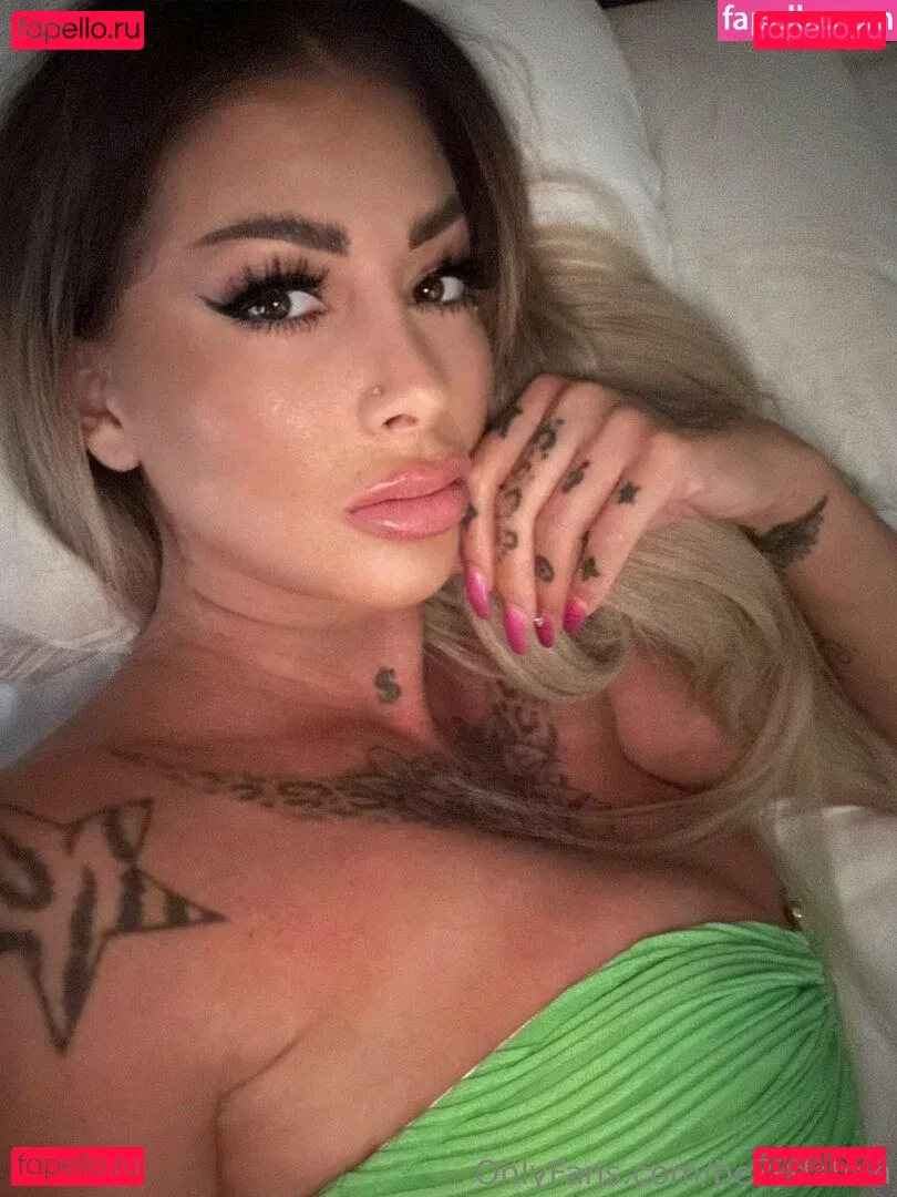 Bellydah Onlyfans Photo Gallery 