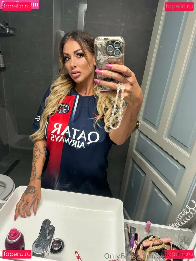 Bellydah Onlyfans Photo Gallery 