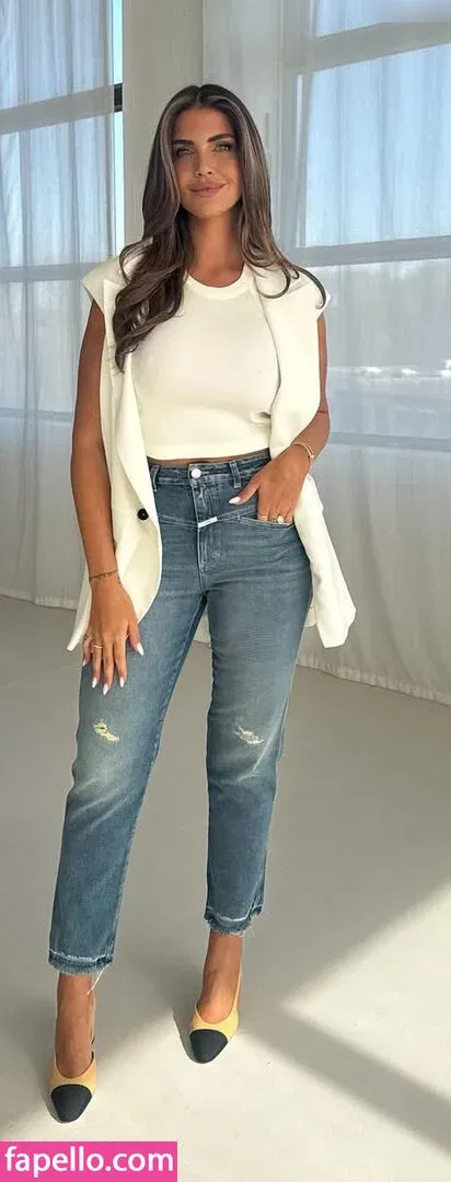 Farina Opoku Onlyfans Photo Gallery 