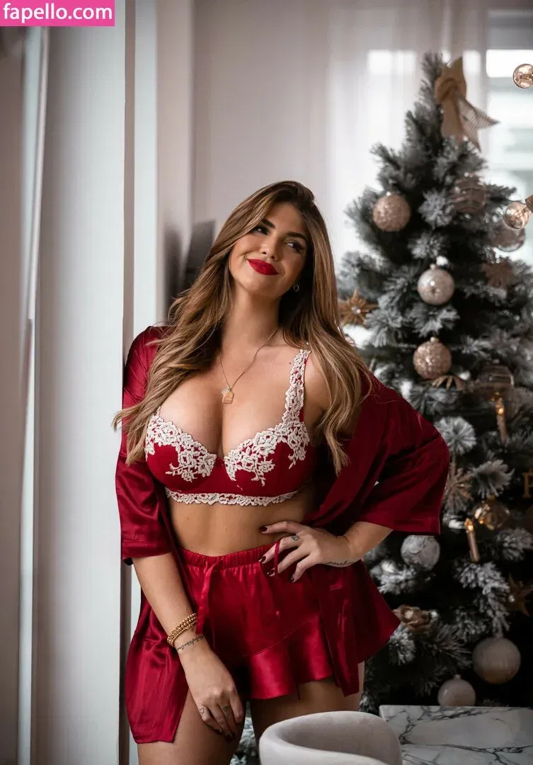 Farina Opoku Onlyfans Photo Gallery 