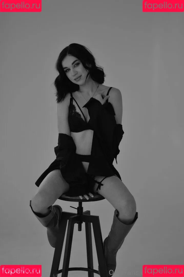 kaya.ya Onlyfans Photo Gallery 