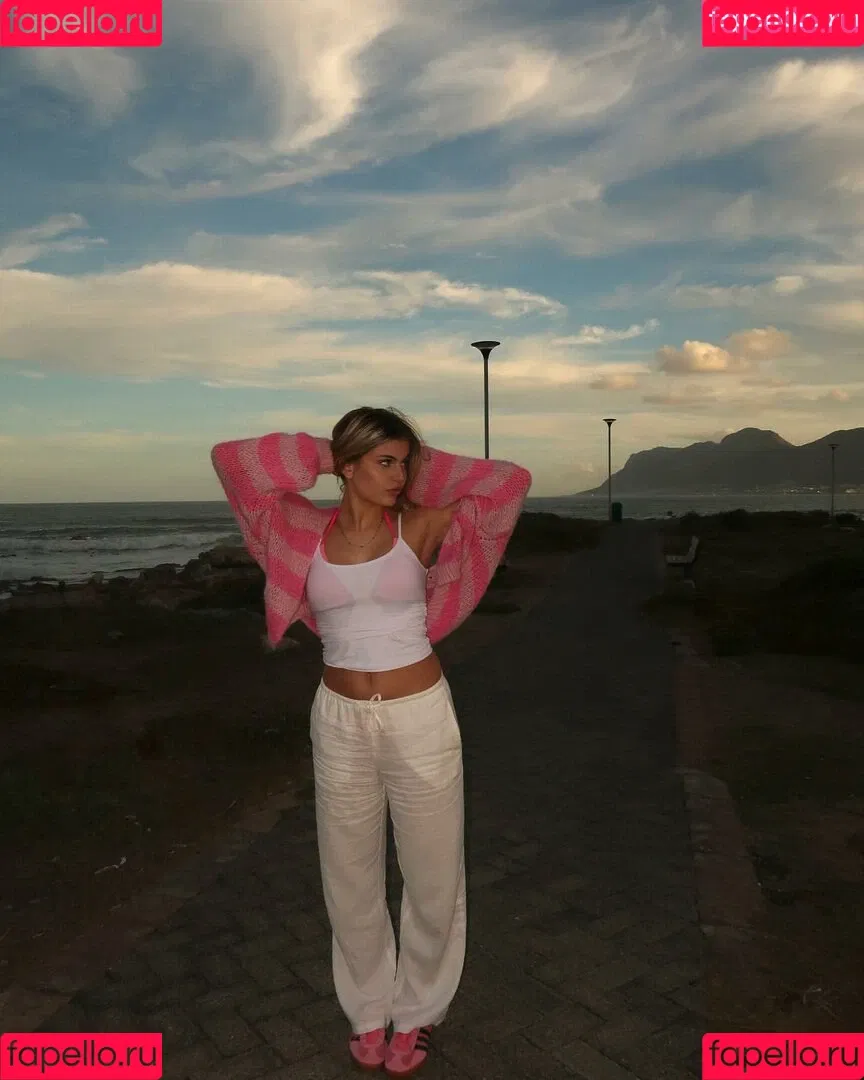 Leni Pieckenhagen Onlyfans Photo Gallery 