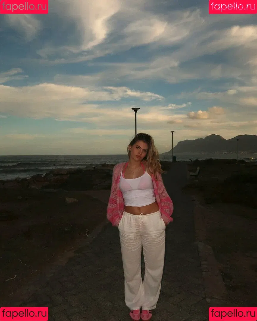 Leni Pieckenhagen Onlyfans Photo Gallery 