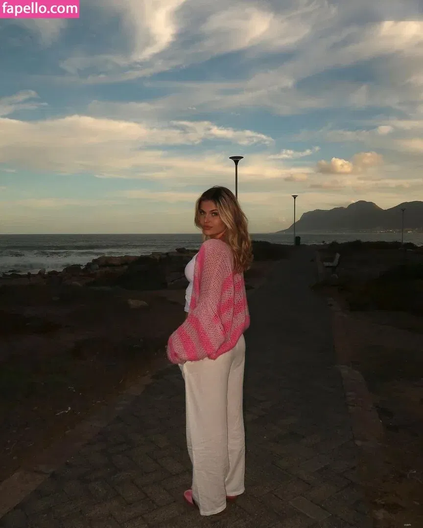 Leni Pieckenhagen Onlyfans Photo Gallery 