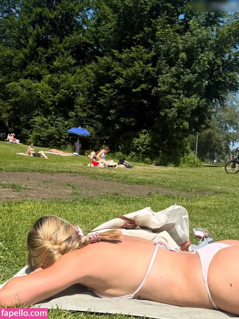 Leni Pieckenhagen Onlyfans Photo Gallery 