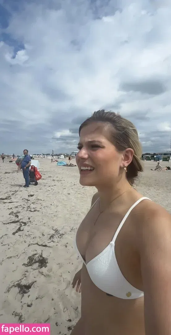 Leni Pieckenhagen Onlyfans Photo Gallery 