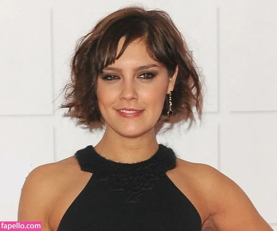 Annabel Scholey Onlyfans Photo Gallery 