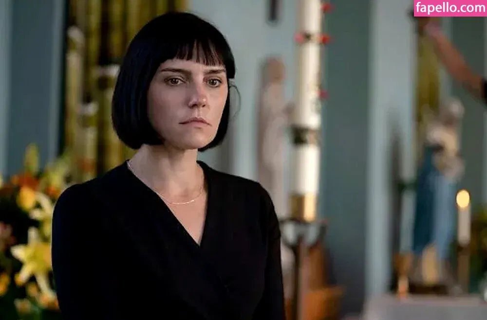 Annabel Scholey Onlyfans Photo Gallery 