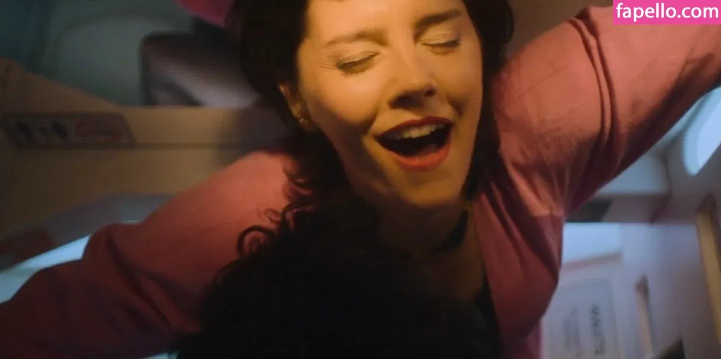 Annabel Scholey Onlyfans Photo Gallery 