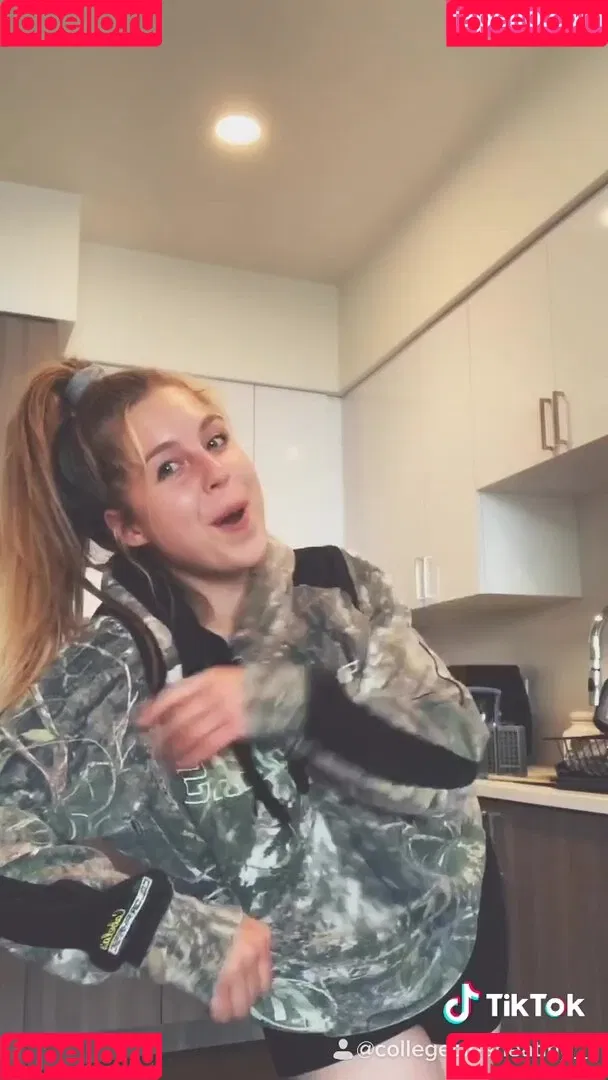 Katrina McKenna Onlyfans Photo Gallery 
