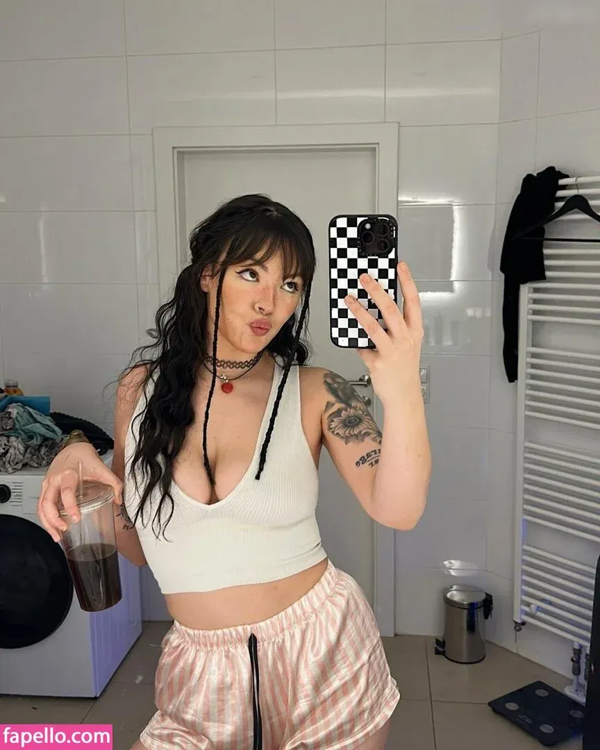 Sophodoph Onlyfans Photo Gallery 