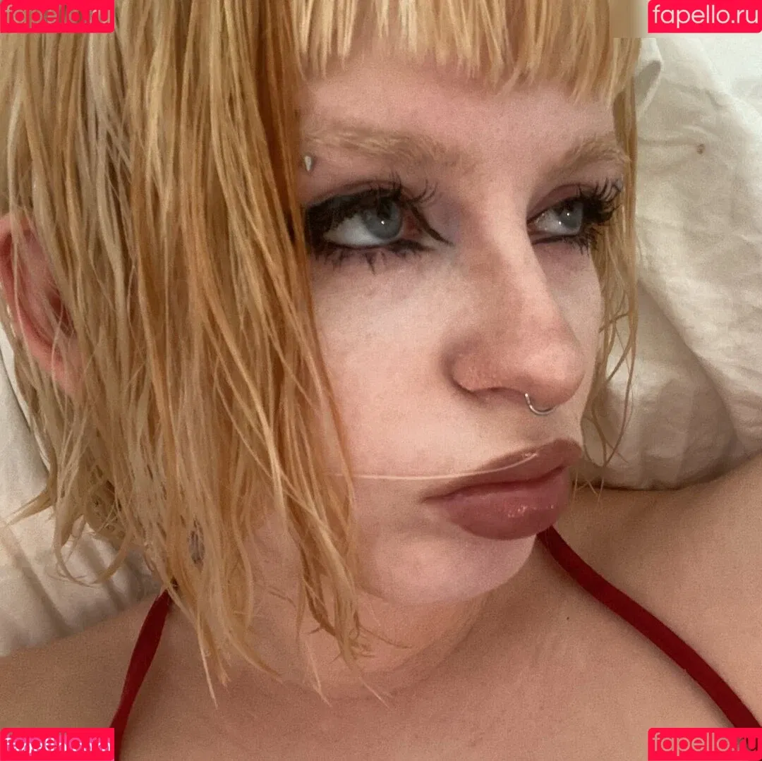 Saucychilisauce Onlyfans Photo Gallery 