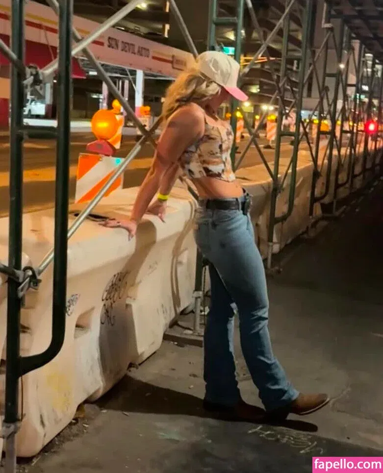 Bella Jordan TV Onlyfans Photo Gallery 