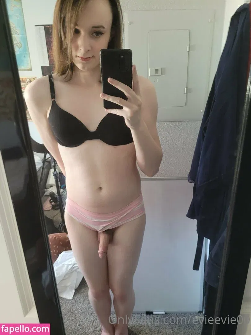 mars_alara Onlyfans Photo Gallery 