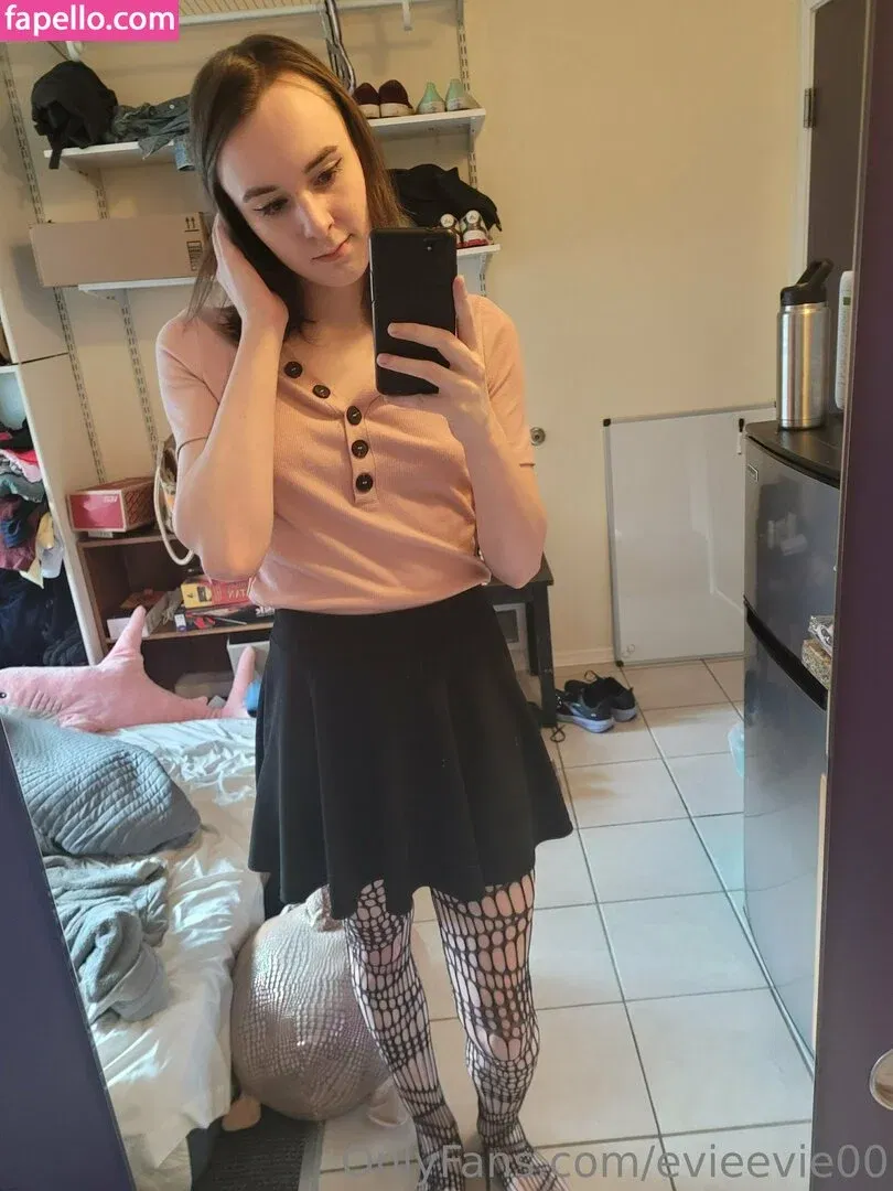 mars_alara Onlyfans Photo Gallery 