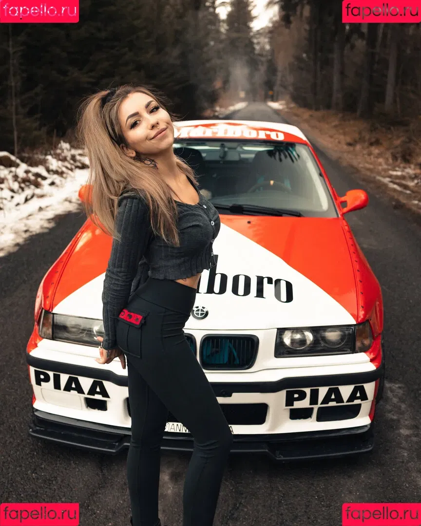 Anne Samanta Schubert Onlyfans Photo Gallery 