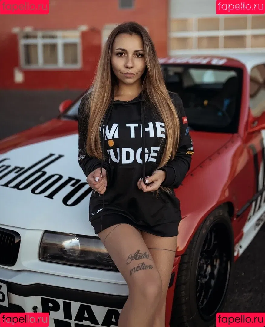 Anne Samanta Schubert Onlyfans Photo Gallery 