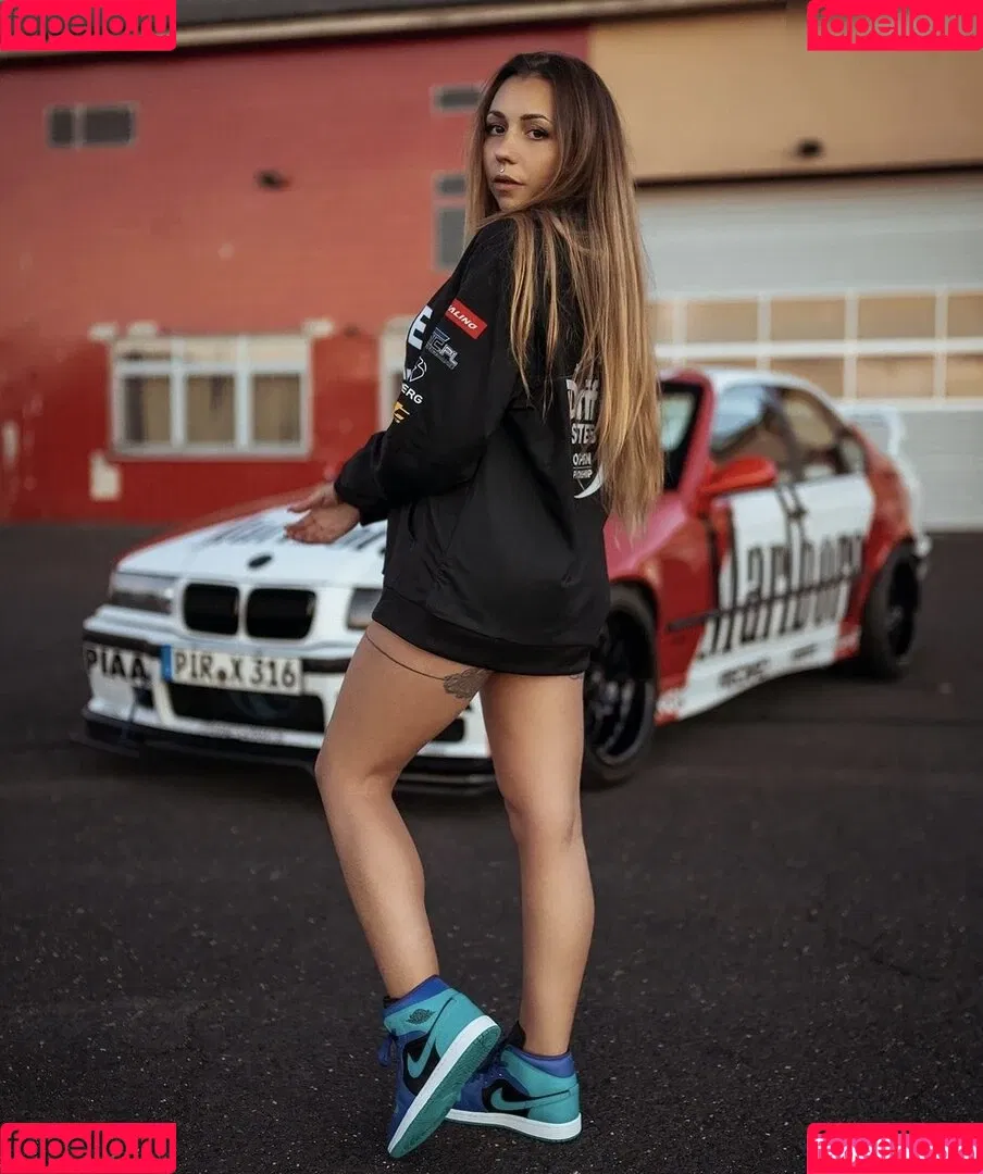 Anne Samanta Schubert Onlyfans Photo Gallery 