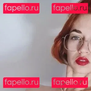 Pikdame / Kim Baltes Onlyfans Photo Gallery 