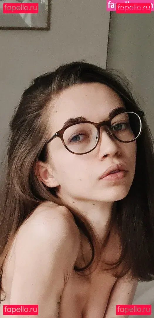 Pikdame / Kim Baltes Onlyfans Photo Gallery 