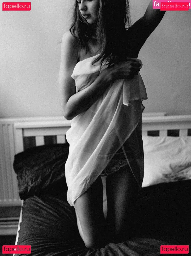 Pikdame / Kim Baltes Onlyfans Photo Gallery 