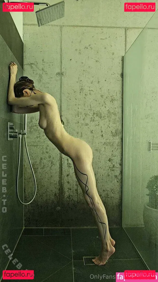 Pikdame / Kim Baltes Onlyfans Photo Gallery 