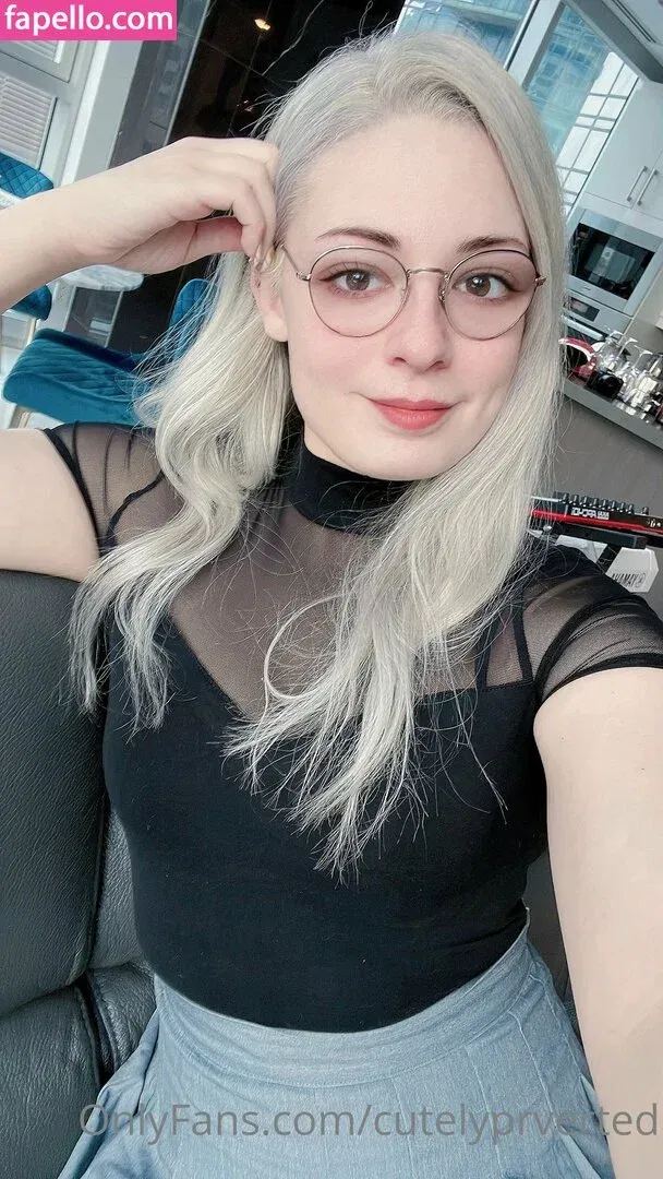 cutelyprverted Onlyfans Photo Gallery 