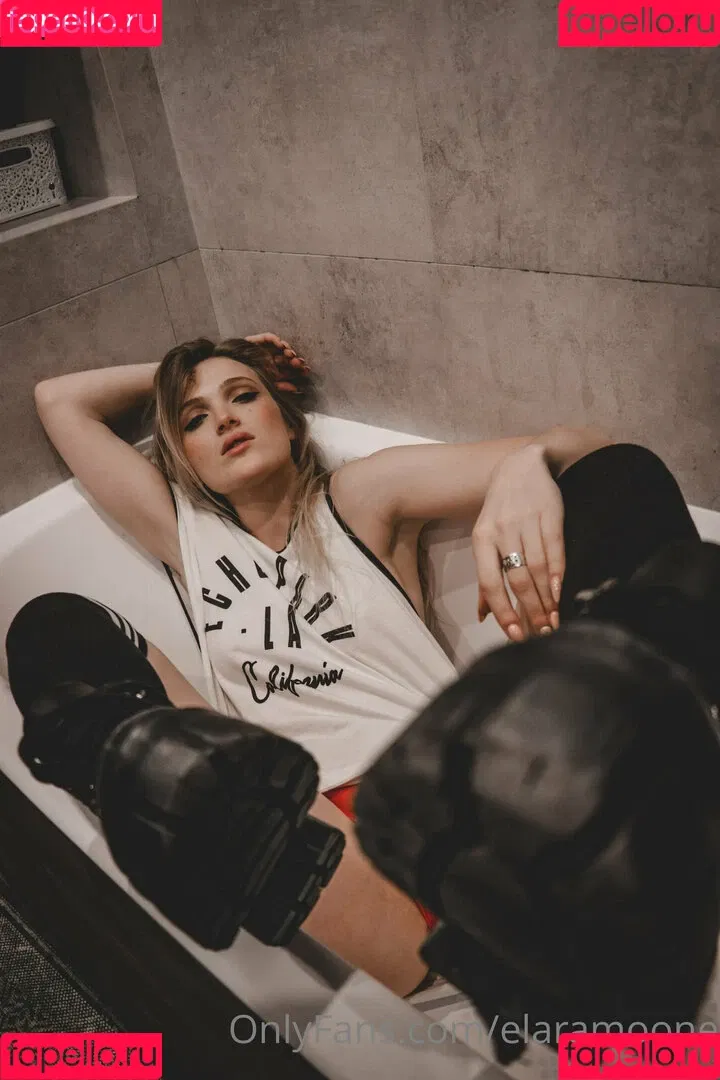 elaramoone Onlyfans Photo Gallery 