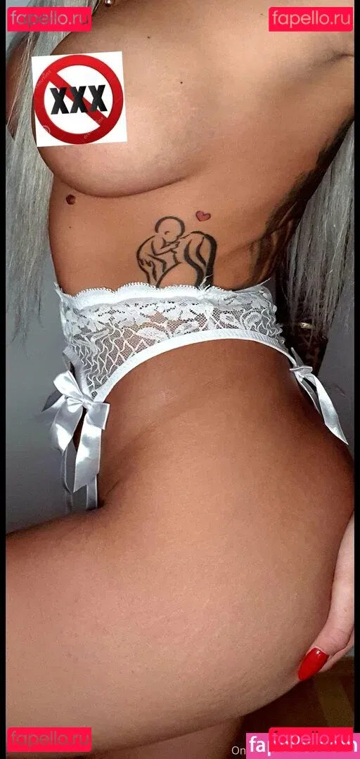 roxanaa23 Onlyfans Photo Gallery 