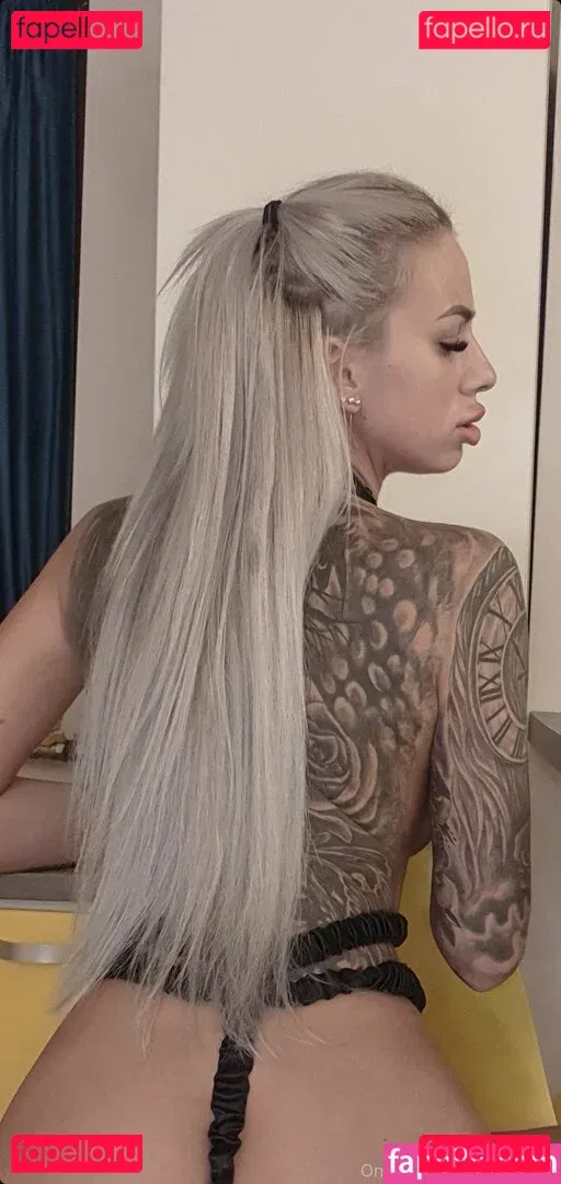 roxanaa23 Onlyfans Photo Gallery 