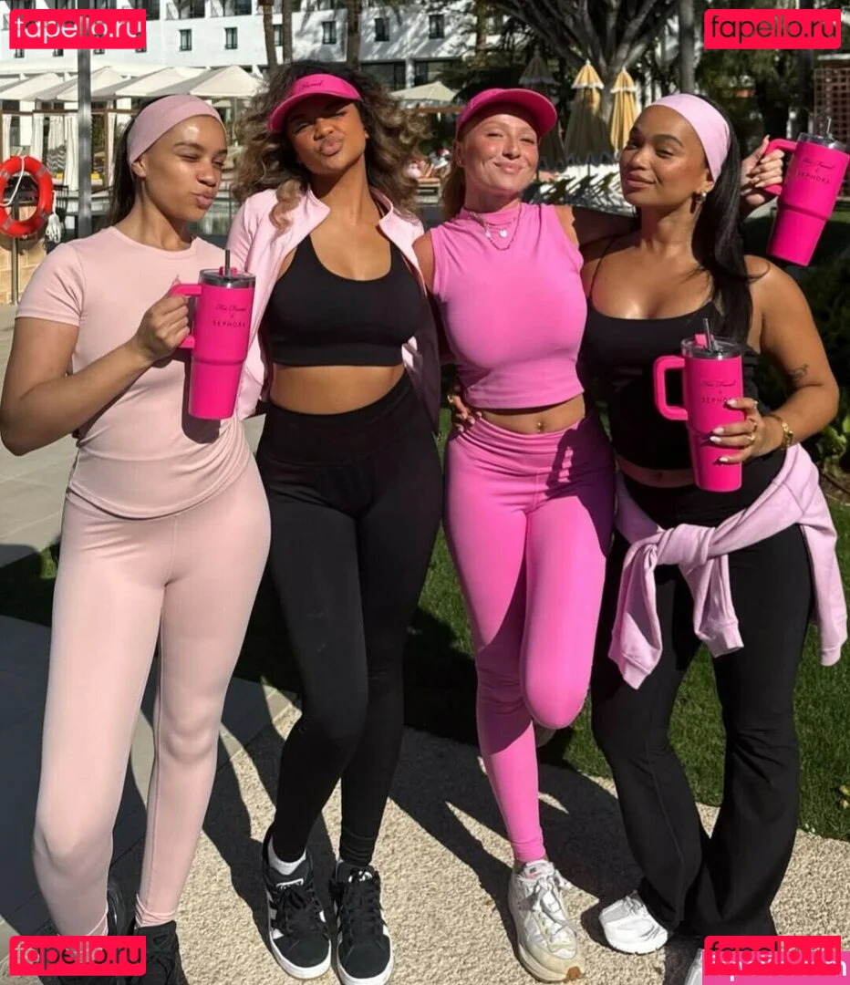 Ilonaaln Onlyfans Photo Gallery 