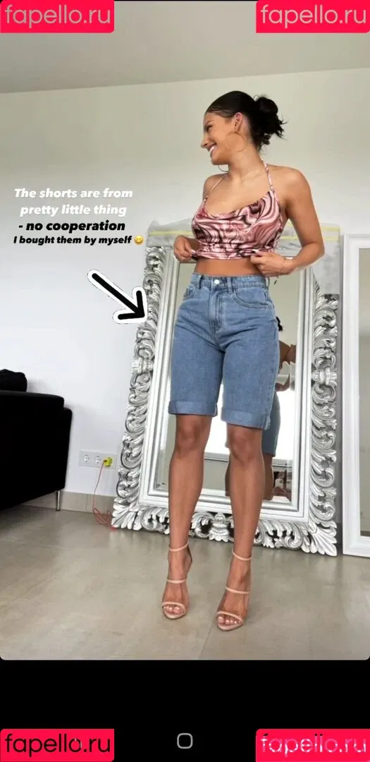 Ivana Santacruz Onlyfans Photo Gallery 