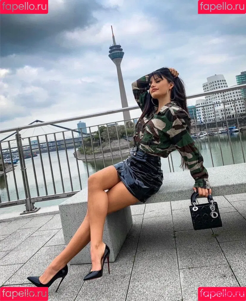 Ivana Santacruz Onlyfans Photo Gallery 