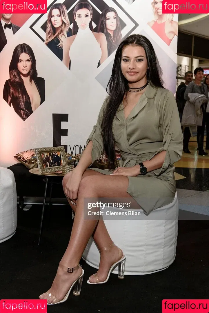 Ivana Santacruz Onlyfans Photo Gallery 