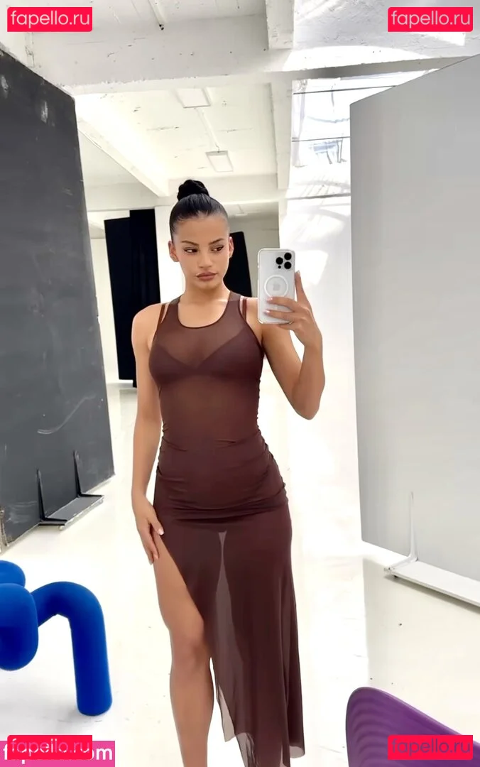 Ivana Santacruz Onlyfans Photo Gallery 