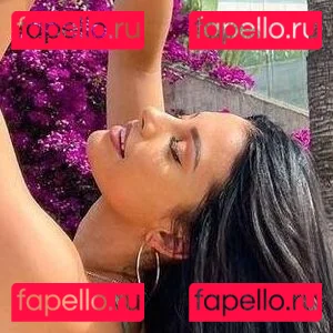 Ivana Santacruz Onlyfans Photo Gallery 