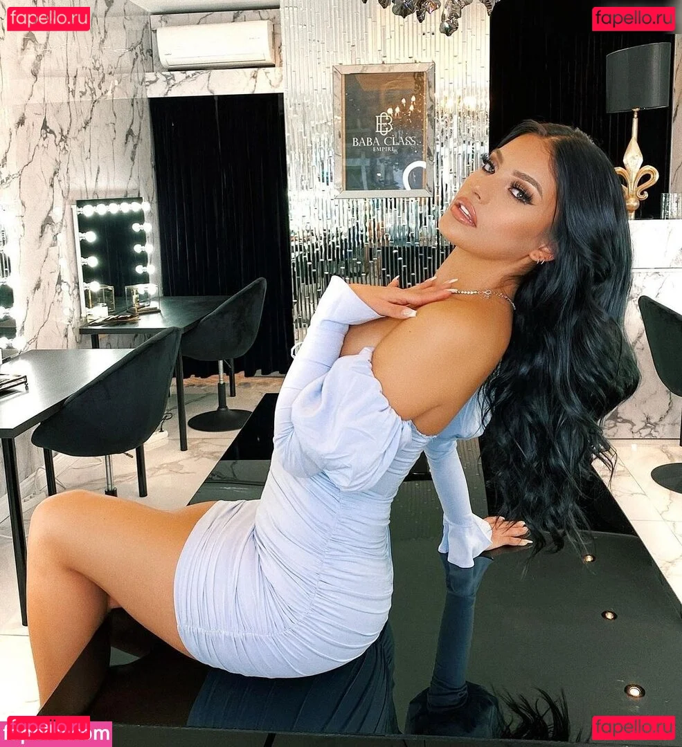 Ivana Santacruz Onlyfans Photo Gallery 