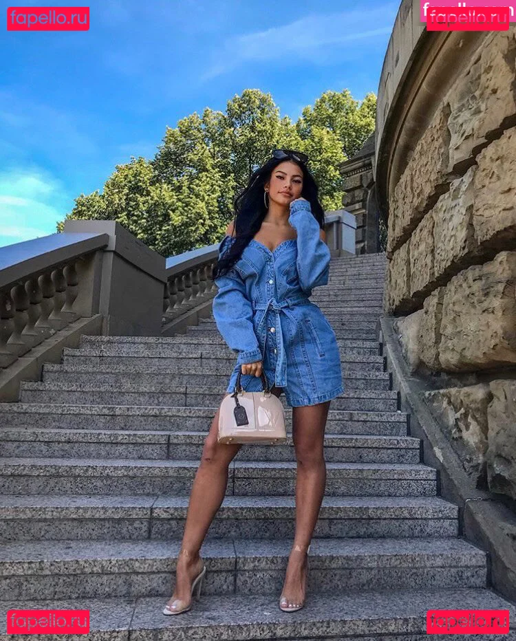 Ivana Santacruz Onlyfans Photo Gallery 