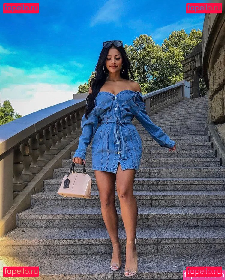 Ivana Santacruz Onlyfans Photo Gallery 