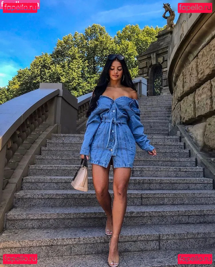 Ivana Santacruz Onlyfans Photo Gallery 